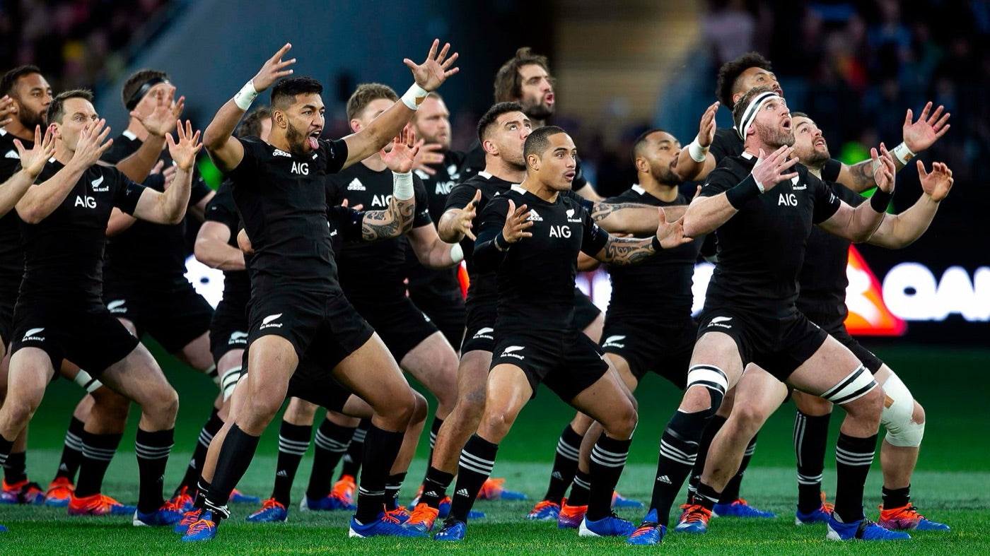 Le haka des All Blacks avant le match